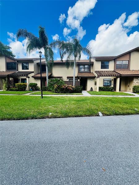 Image 5 of 14 For 3966 Cocoplum Cir  D