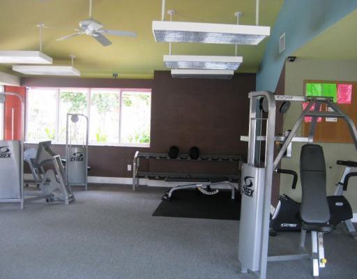 Image 11 of 13 For 7130 179th St  302