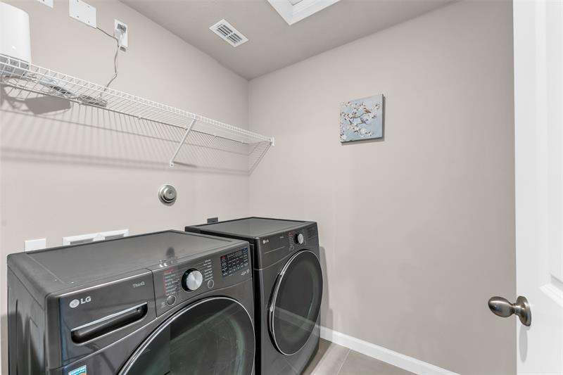 Image 27 of 39 For 5659 Enclave Dr