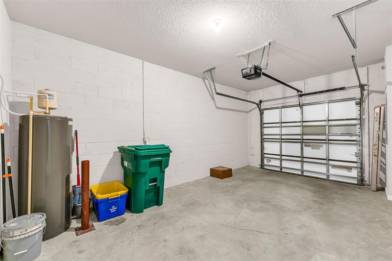 Image 34 of 39 For 5659 Enclave Dr