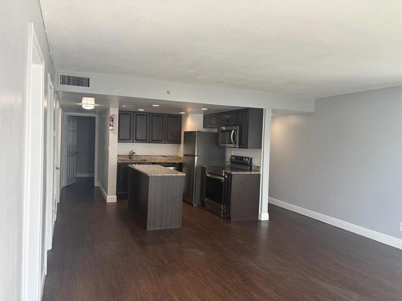 Image 4 of 7 For 1740 60th Ave  8