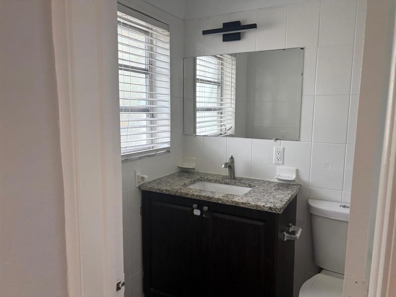 Image 6 of 7 For 1740 60th Ave  8