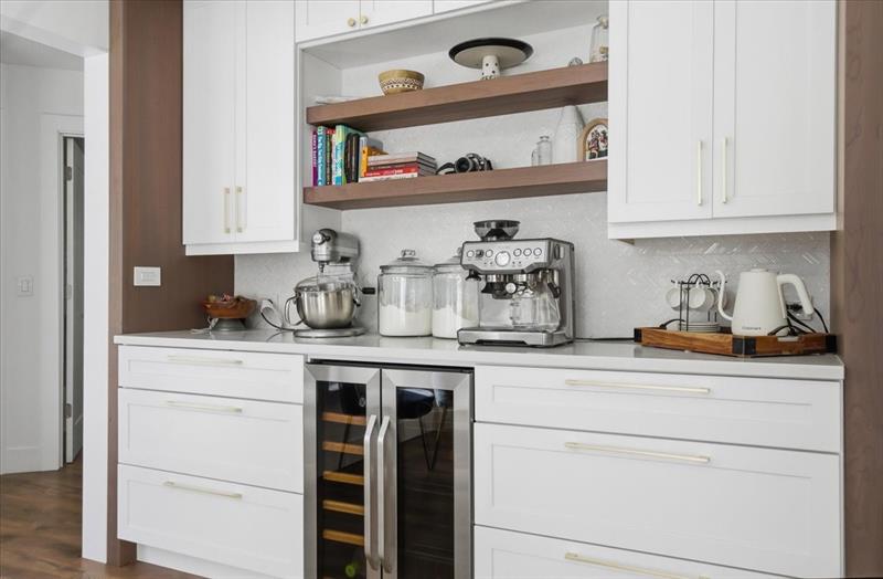 Image 13 of 39 For 4911 96th Dr