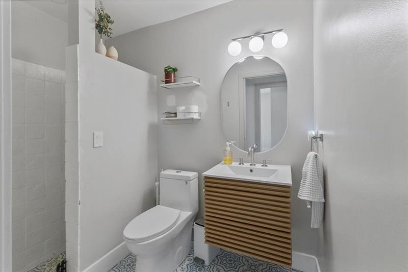 Image 23 of 39 For 4911 96th Dr