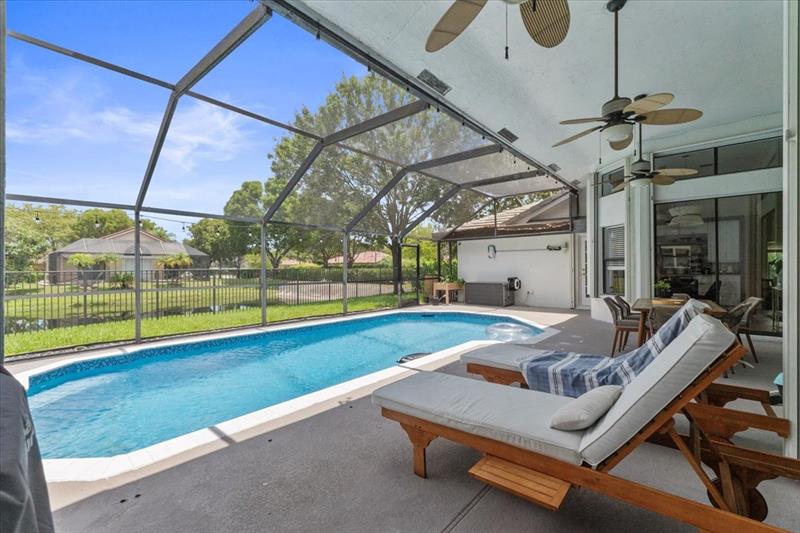 Image 29 of 39 For 4911 96th Dr