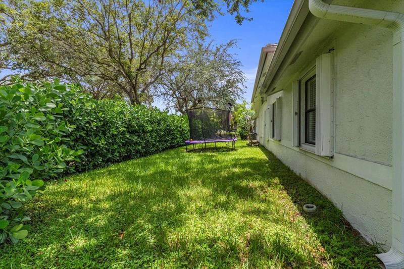 Image 34 of 39 For 4911 96th Dr