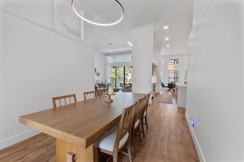 Image 7 of 39 For 4911 96th Dr