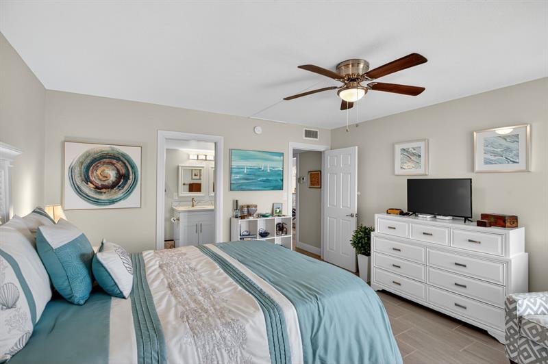 Image 26 of 73 For 3302 Aruba Way  H1