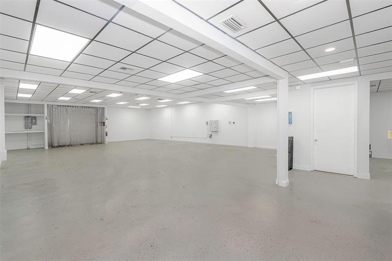 Image 10 of 45 For 3650 Coral Ridge Dr  102