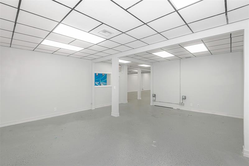 Image 18 of 45 For 3650 Coral Ridge Dr  102