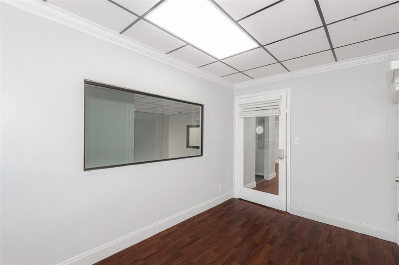 Image 26 of 45 For 3650 Coral Ridge Dr  102