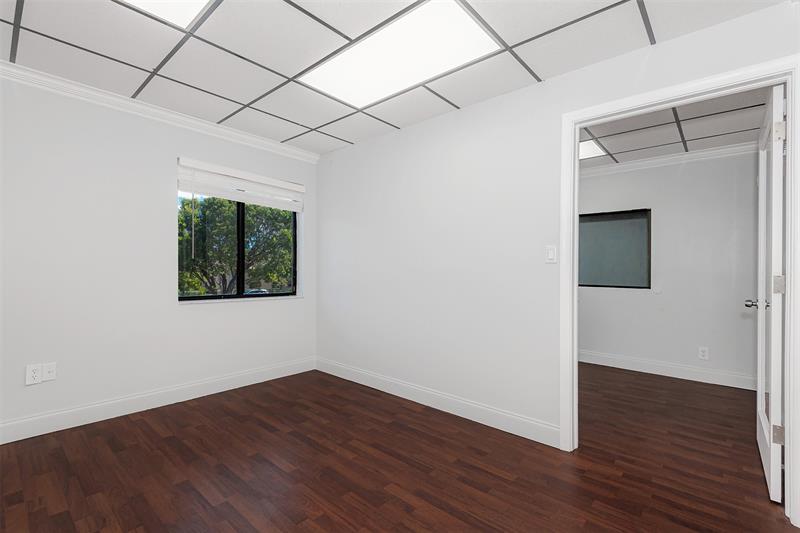 Image 29 of 45 For 3650 Coral Ridge Dr  102