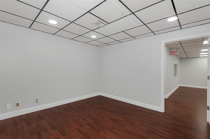 Image 39 of 45 For 3650 Coral Ridge Dr  102