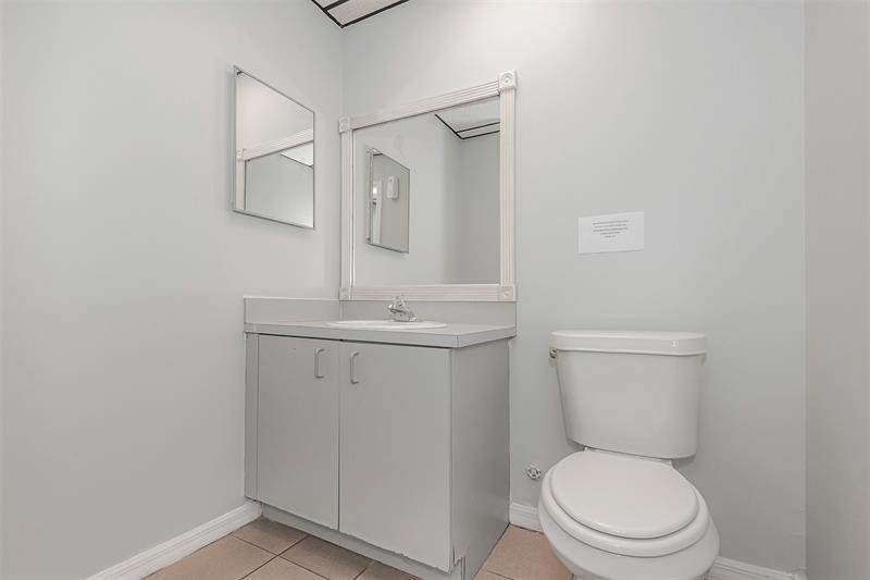 Image 41 of 45 For 3650 Coral Ridge Dr  102