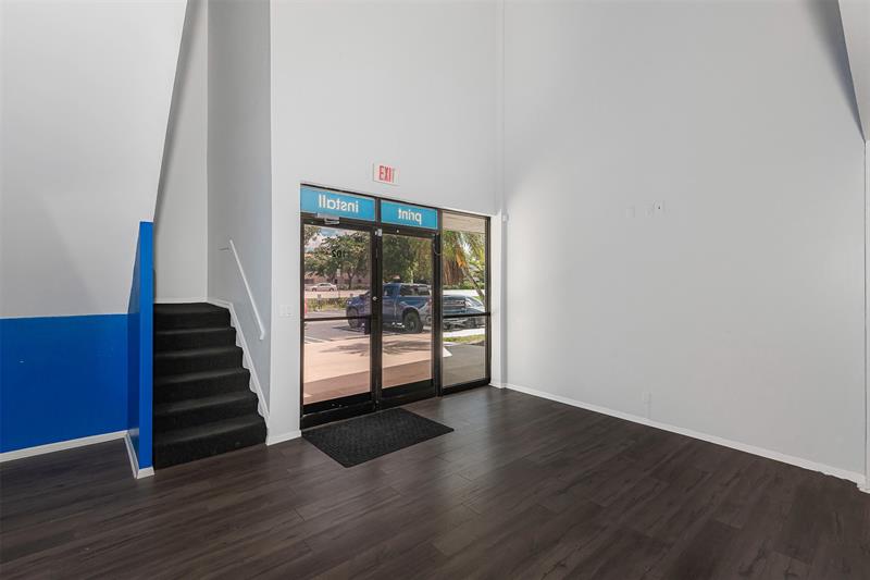 Image 9 of 45 For 3650 Coral Ridge Dr  102