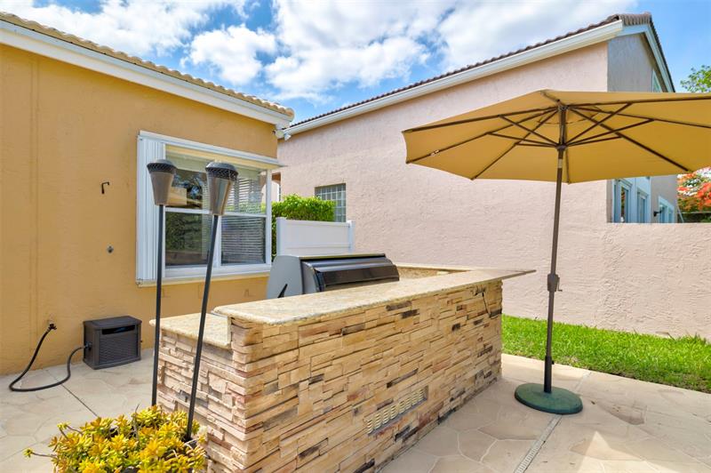 Image 38 of 52 For 11433 49th Drive