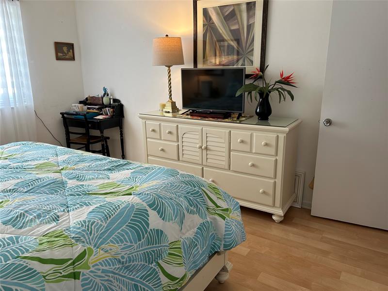 Image 13 of 20 For 1821 62nd St  331