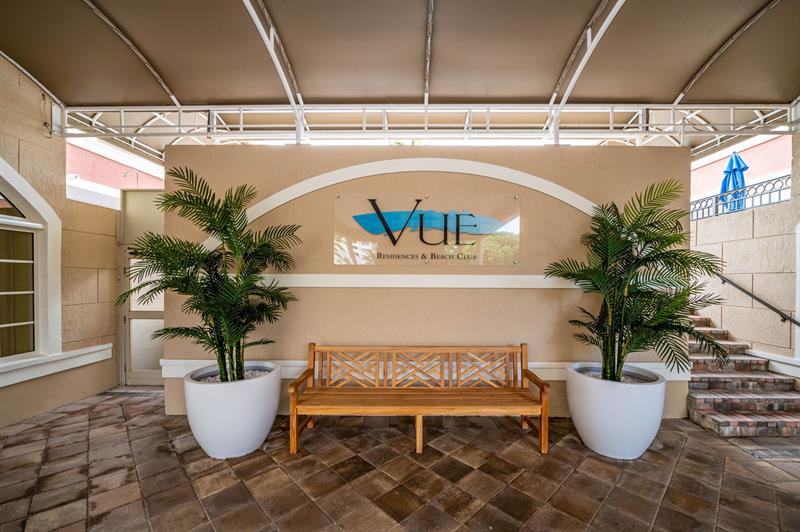 Image 3 of 43 For 2011 Ocean Blvd  206