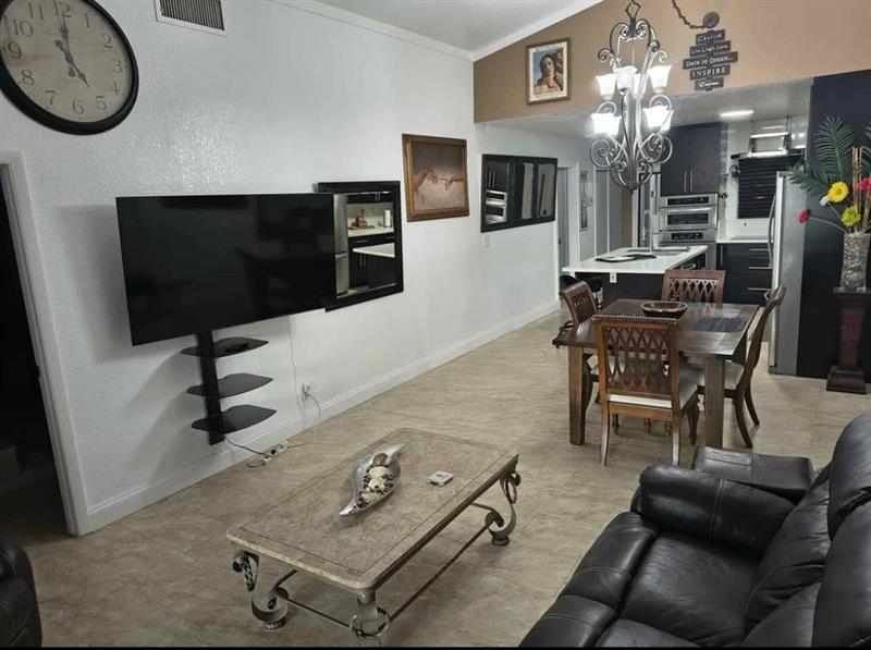 Image 6 of 14 For 5741 24th Ave  A