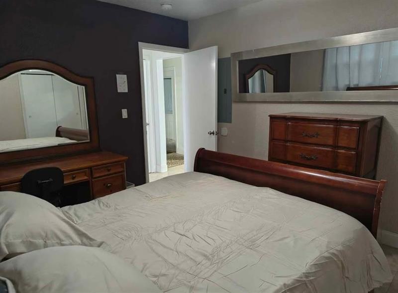 Image 8 of 14 For 5741 24th Ave  A