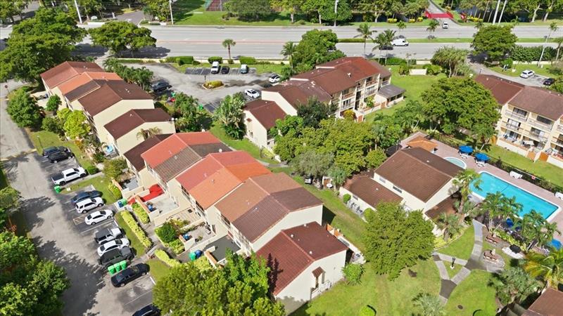 Image 14 of 50 For 7793 Grande St  7793