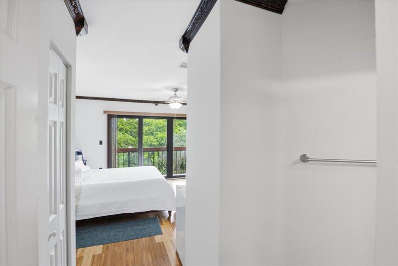 Image 33 of 50 For 7793 Grande St  7793