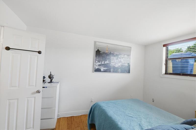 Image 41 of 50 For 7793 Grande St  7793