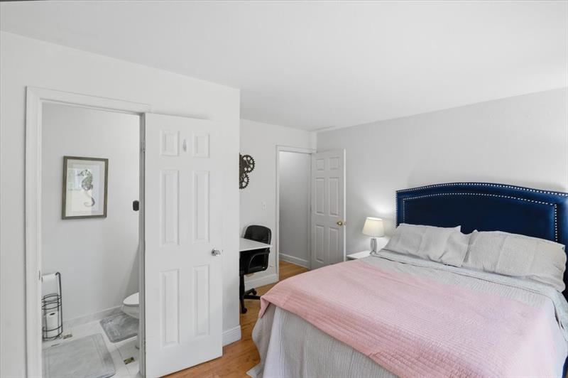 Image 46 of 50 For 7793 Grande St  7793