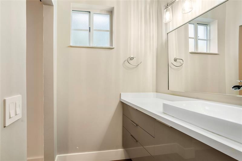 Image 17 of 23 For 1160 100th Ave  1160