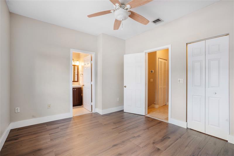 Image 21 of 23 For 1160 100th Ave  1160