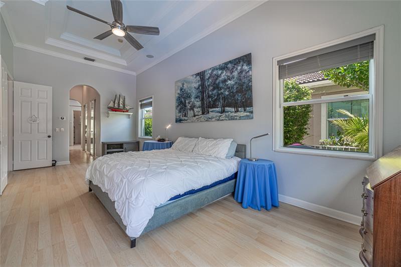 Image 40 of 77 For 12307 49th St