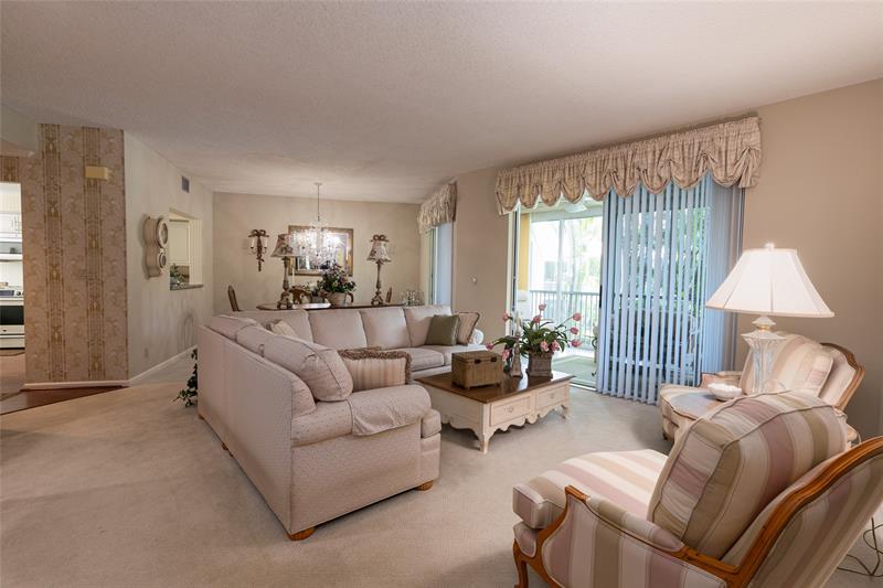 Image 8 of 24 For 4126 Palm Aire Dr  262d