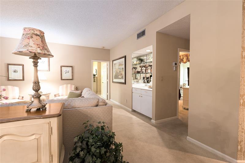 Image 9 of 24 For 4126 Palm Aire Dr  262d
