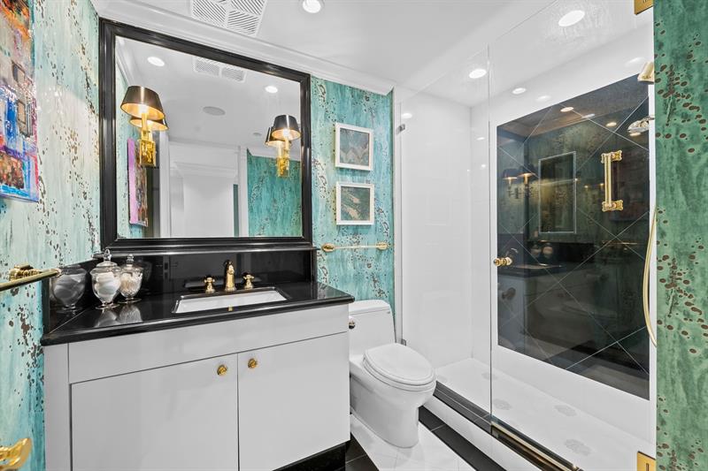 Image 19 of 30 For 615 Bayshore Dr  103