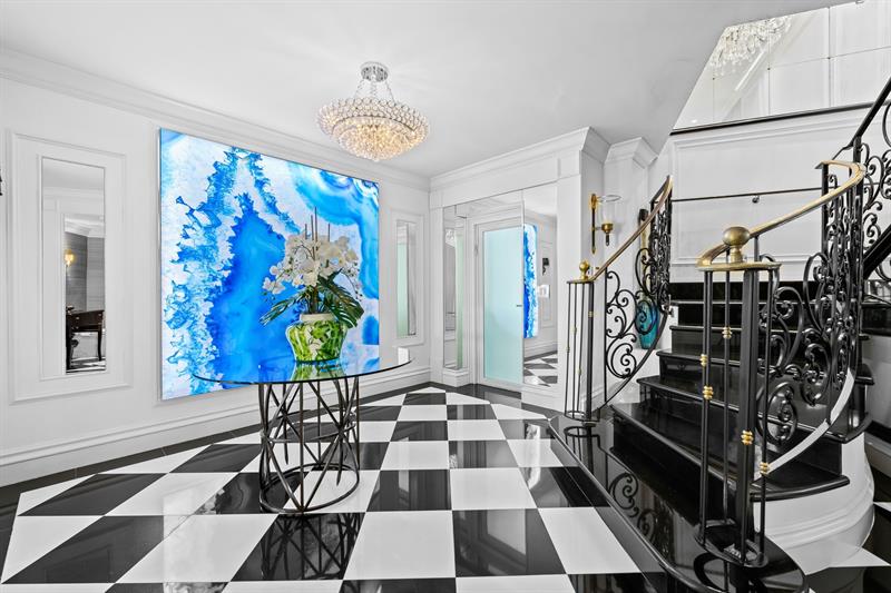 Image 4 of 30 For 615 Bayshore Dr  103