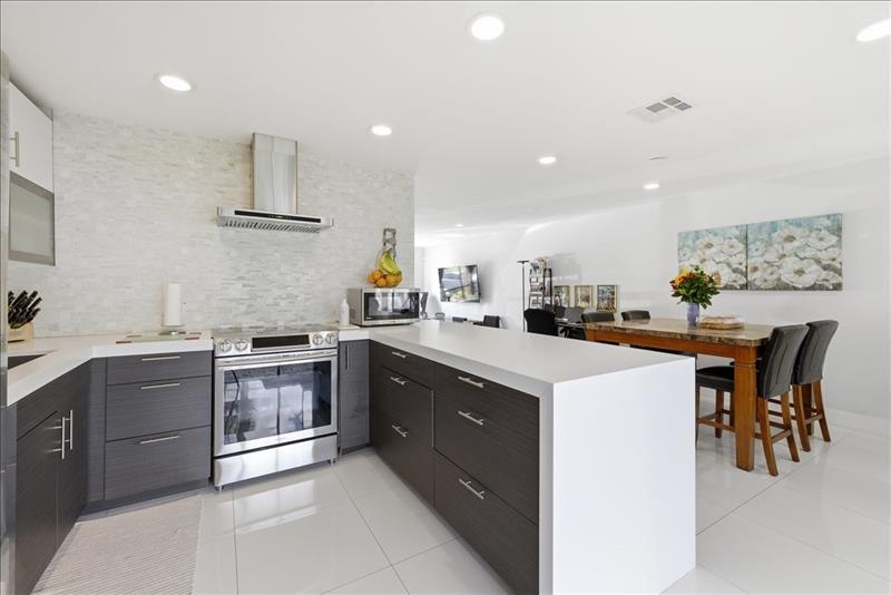 Image 10 of 30 For 3370 Beau Rivage Dr  2x