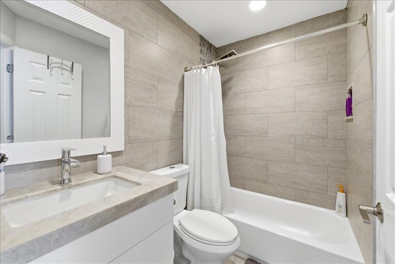 Image 16 of 30 For 3370 Beau Rivage Dr  2x