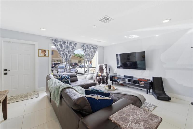 Image 4 of 30 For 3370 Beau Rivage Dr  2x