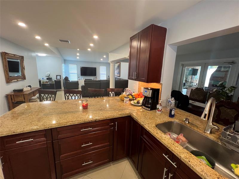 Image 14 of 33 For 115 34th  