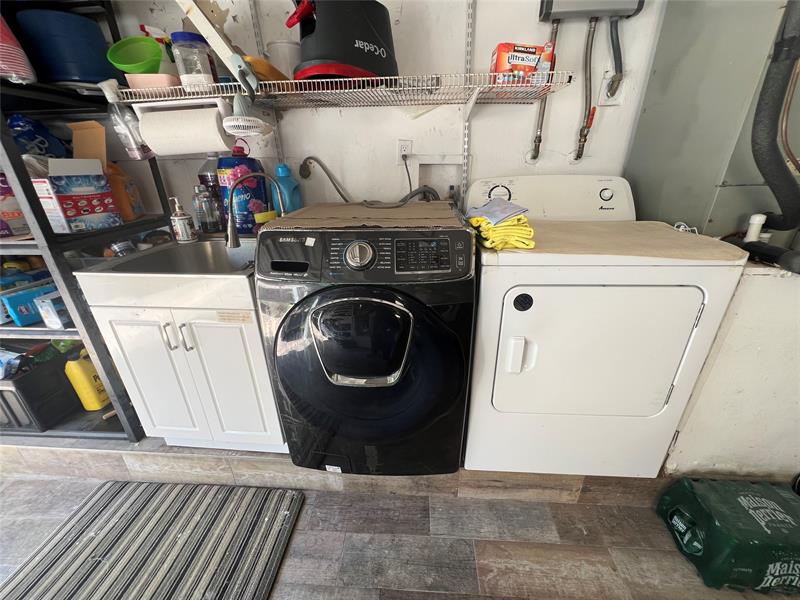 Image 23 of 33 For 115 34th  