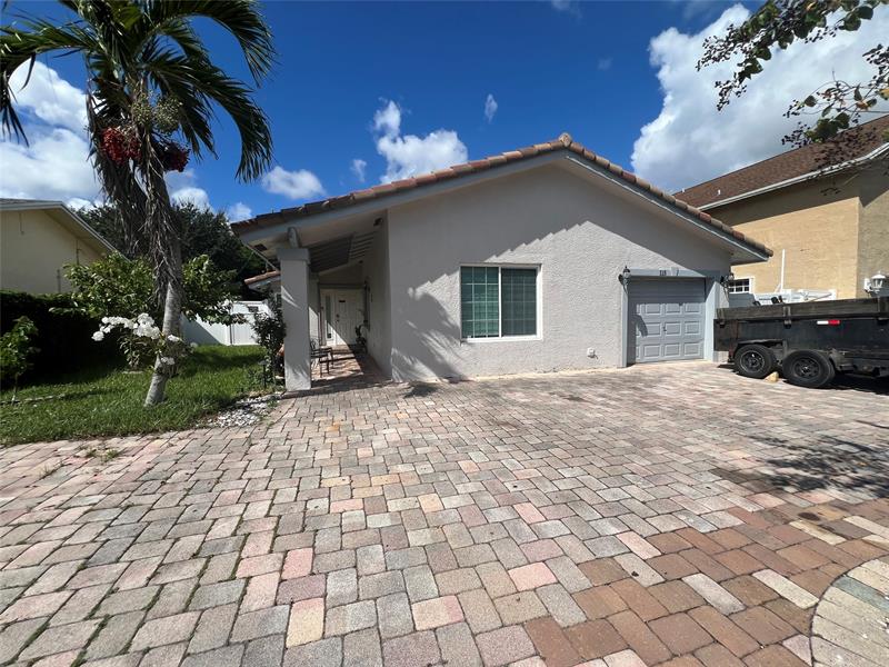 Image 24 of 33 For 115 34th  