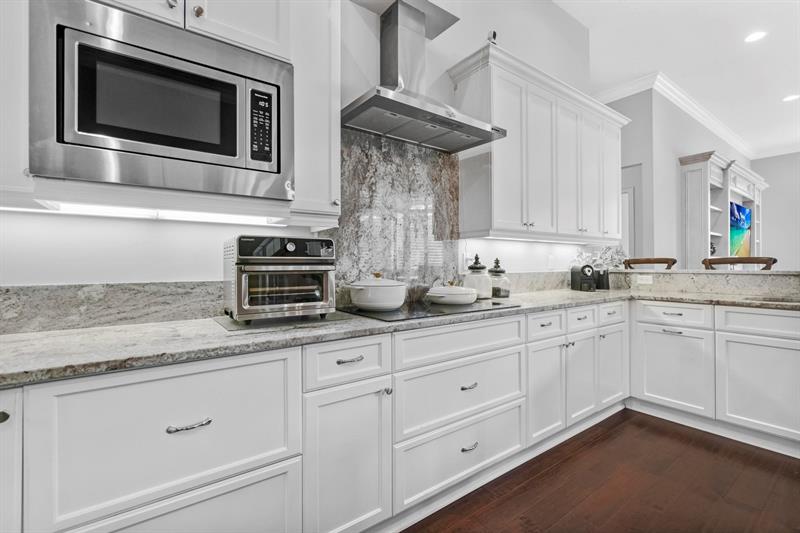 Image 18 of 71 For 1520 125th Ave