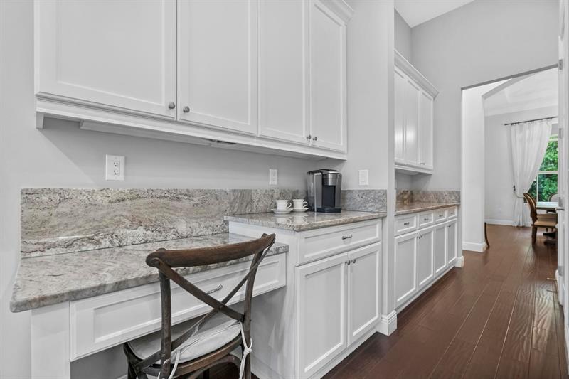 Image 19 of 71 For 1520 125th Ave