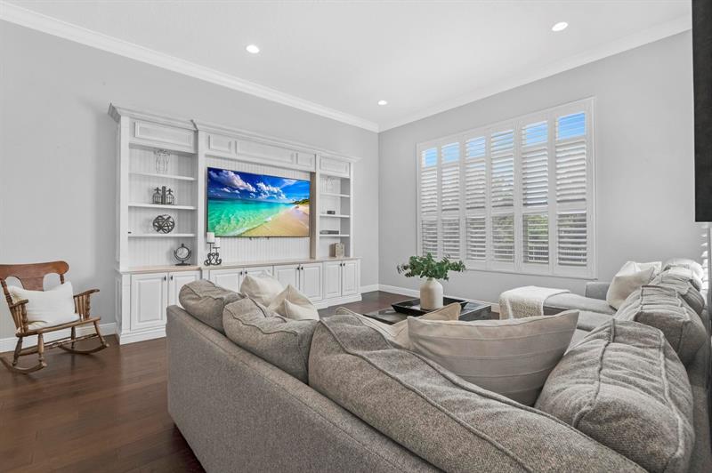 Image 24 of 71 For 1520 125th Ave