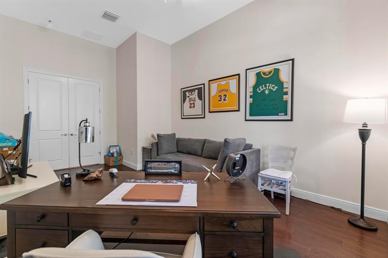 Image 27 of 71 For 1520 125th Ave