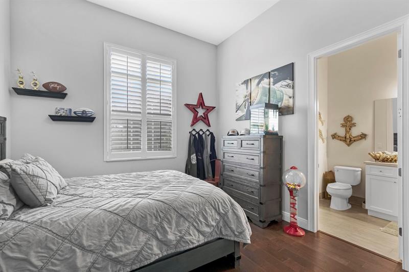 Image 41 of 71 For 1520 125th Ave