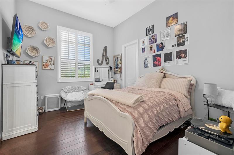 Image 46 of 71 For 1520 125th Ave