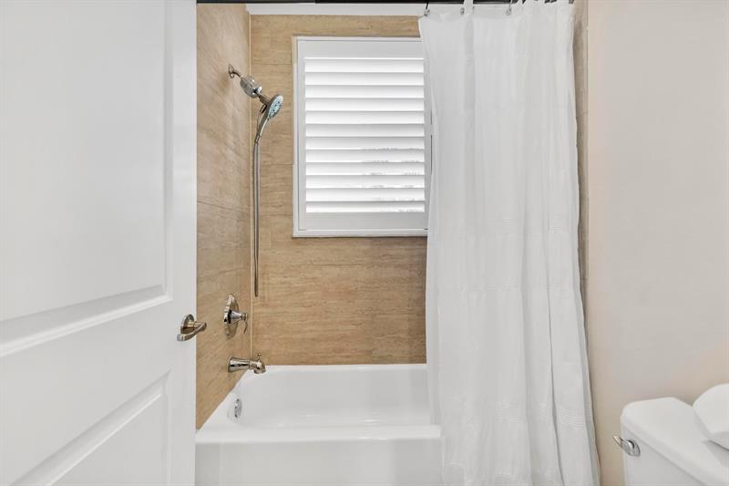 Image 50 of 71 For 1520 125th Ave