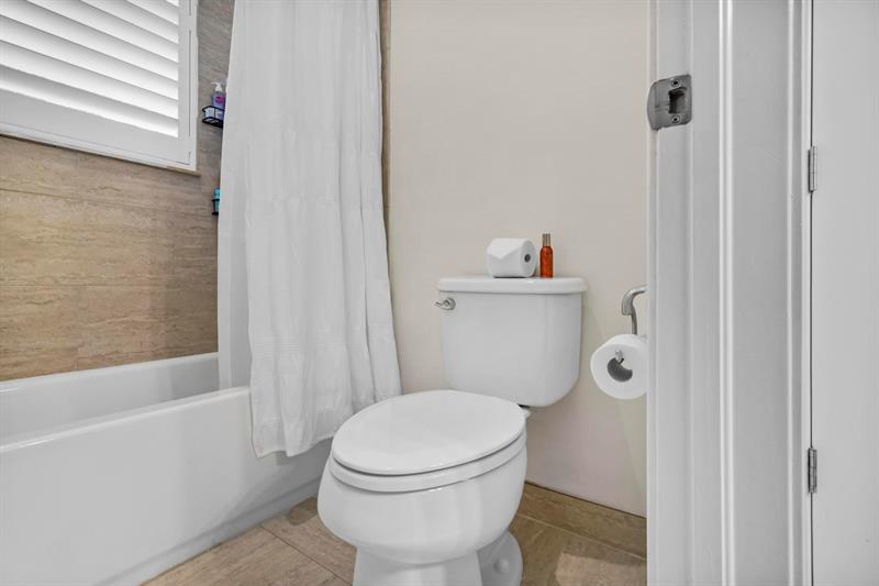 Image 51 of 71 For 1520 125th Ave