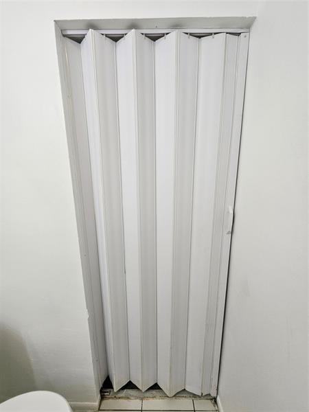 Image 17 of 37 For 2220 59th Way  63-c